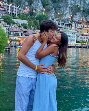 <em><strong>María López</strong></em>