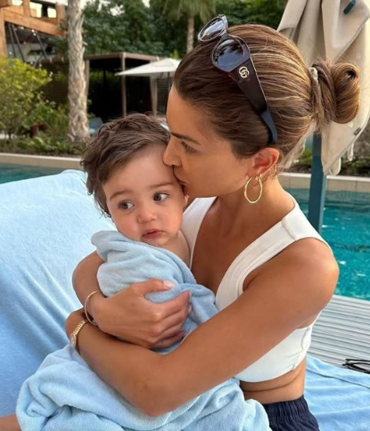 <em><strong>Laura Fernández</strong></em>